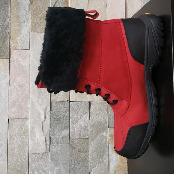 UGG Men's Butte Snow Boot - Picture 5 of 6